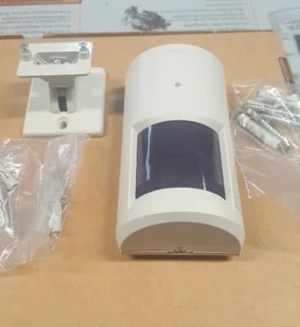 ABB DTS 1302 Rilevatore Infrarosso Radio con lente nera DOMUS LINK - Imagen 1 de 1