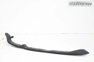 2017-2020 LINCOLN CONTINENTAL FRONT RIGHT FENDER REARWARD INSULATOR SEAL OEM - Image 1 of 4