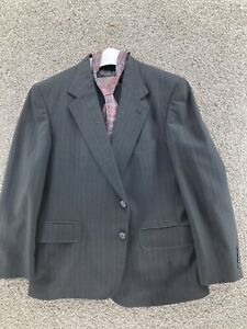 Barrington Mens Two Piece Suit Buisness Two Button Jacket Black ,Tie ,Size 44