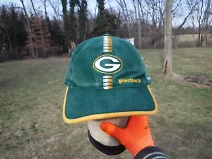 CAPPELLO A RIGHE USATO OOP/VINTAGE GREEN BAY PACKERS ANNI 90 LOGO ATHLETICS PRO LINE - Foto 1 di 14