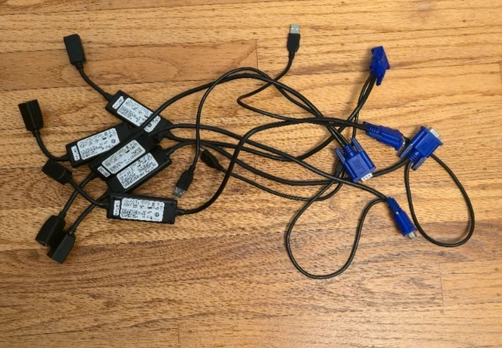 Лот из 5 Dell UF366 520-294-504 системы интерфейс POD модуль USB VGA PLX1-4809 - Изображение 1 из 1