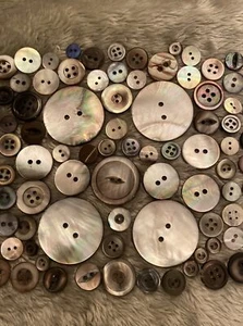 Shell Buttons, Vintage Abalone Buttons 86 Sewing Carved Shells Buttons THT17 - Picture 1 of 15