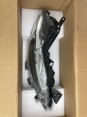 Фара правая сторона для 2015 2016 2017 Chrysler 200 со светодиодным DRL-проектором Halogon - Изображение 1 из 2