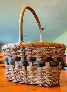 Handmade Chinese Wicker Basket 10″ L × 9″ W × 12″ H Rustic Decorative Organizer - Picture 1 of 5