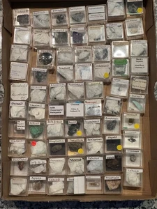 Systematik Mineralien - seltene Mineraliensammlung 70 Stück - Picture 1 of 1