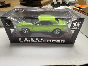 HIGHWAY 61  DODGE CHALLENGER CONCEPT GREEN 1:18 DIECAST  - Picture 1 of 4