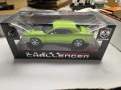 HIGHWAY 61  DODGE CHALLENGER CONCEPT GREEN 1:18 DIECAST  - Image 1 of 4