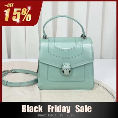 Auténtico bolso pequeño Bvlgari Serpenti Forever con asa superior en charol verde menta Foto 1 de 4
