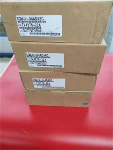 Expedited delivery YASKAWA SERVO MOTOR SGMJV-04ADA6C NEW - Picture 1 of 9