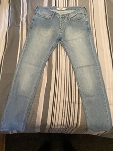Light Blue Jeans - Picture 1 of 3