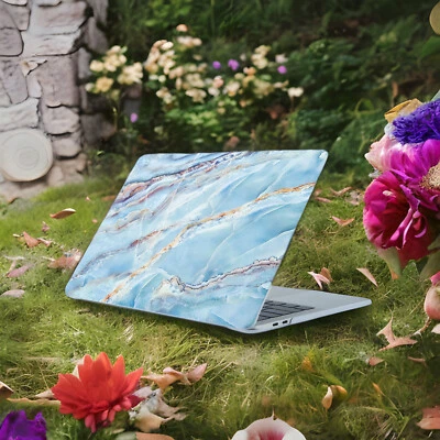Light Blue Marble MacBook Pro 13" Case: Tranquil Protection, Serene Style — 第 1/4 张图片