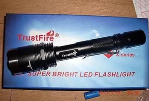 TrustFire X8 CREE XM-L T6 1000 Lumens LED Flashlight high power - Picture 1 of 1