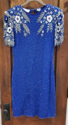 Vestido de cóctel vintage Lawrence Kazar de seda floral con cuentas azul pequeño  Foto 1 de 4
