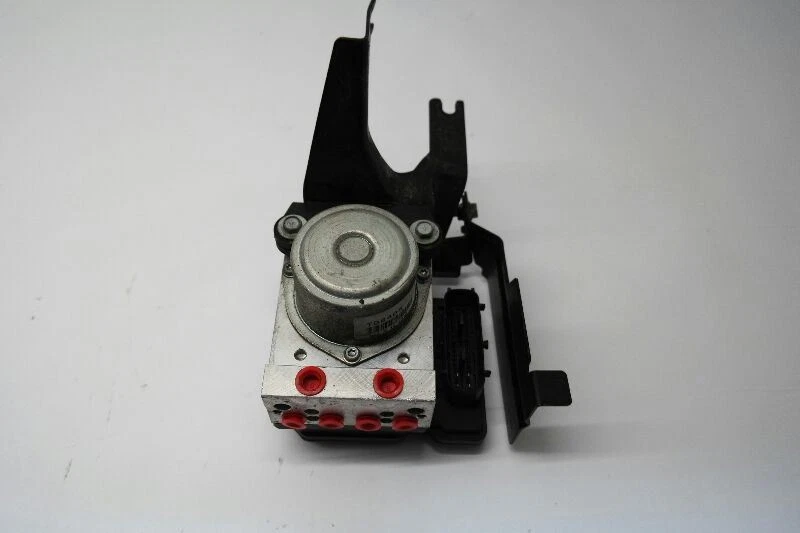 Nissan Juke 2011 11 AWD freno antibloqueo ABS montaje de piezas OEM Foto 1 de 4