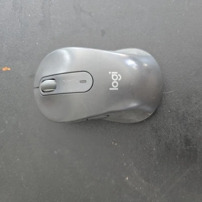 Logitech SIgnature M650 L Wireless Mouse - Graphite - 910-006231 - Image 1 of 4
