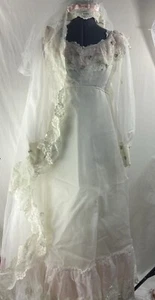 70s BRIDAL ORIGINALS Chiffon Lace Long Sleeve Trail Wedding Dress/Vail 8 - Picture 1 of 7