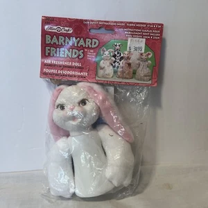Neu in Verpackung Fiber Craft Barnyard Friends Lufterfrischer Puppe Kit 3023 Hase Kaninchen 1995 - Bild 1 von 2