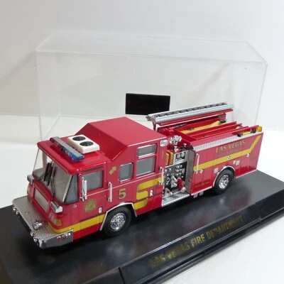 Code3 1:64 Las Vegas Fire Dep. Pierce Quantum Engine 5 (12750), in PC-Box EB5352 - Bild 1 von 3