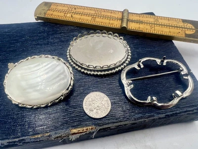 3 Pcs Silver Tone Oval Vintage Brooch Pin Back Setting Mixed Frame 30x40mm Lot X - Image 1 of 4