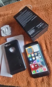 Apple iPhone 7 Plus 128Go - Noir De Jais Excellent Etat - Photo 1 sur 7