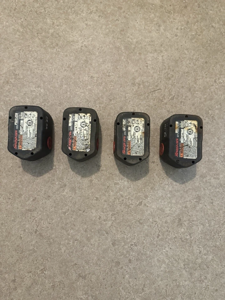 Lote de 4 baterías Snap On 14.4v 4147. TODO NECESITA REFORMA! ¡Reconstruye núcleos!  Foto 1 de 4