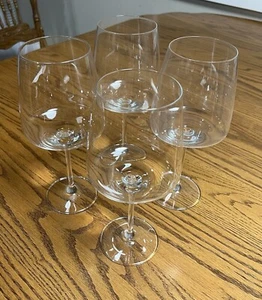 Set of 4 - EUC - Zwiesel Glas Wine Glasses Germany Red & White - Picture 1 of 8