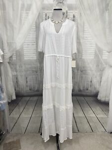 Nurture by Westbound Size 2X White V-Neck Tiered Maxi Dress Short Sleeve Smock