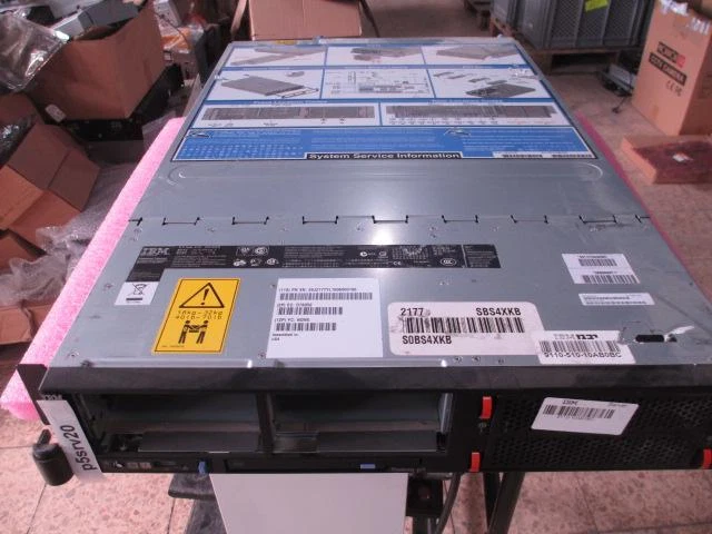 Sistema IBM pSeries P5 9110-51A con 1x PSU y 16 GB (8x 2 GB) Foto 1 de 1