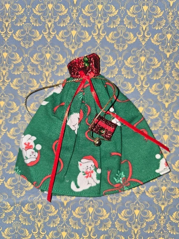 Muñeca Dawn or Pippa Moda Hecha por Kat SIN MUÑECA Foto 1 de 1