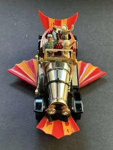 Corgi 'Chitty Chitty Bang Bang' 266 complete with 4 passengers - Picture 1 of 13