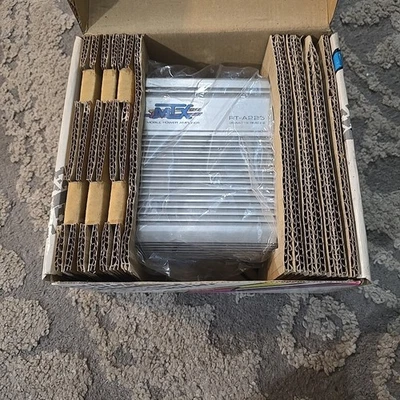 Amplificador de potência MTX Road Thunder RT-A225 com caixa FUNCIONA - Imagem 1 de 4