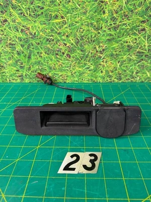 Mercedes GL450 2013-2016 puerta trasera puerta levadiza interruptor de manija de liberación y cámara OEM Foto 1 de 4