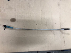 BMW 1 SERIES E87 REAR DOOR HANDLE CARRIER TO LOCK CABLE 7069759 - Picture 1 of 4