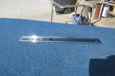 1965 Pontiac Lemans DASH GRAB BAR PLATE Foto 1 de 4