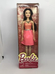 NEW OLD STOCK ORIENTAL Glamour Glitz Barbie in Pink Dress Black Hair T7580 - Picture 1 of 11