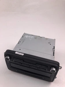 VW POLO 6R, 6C Musik-Player ohne GPS 5M0035186J 24590431 - Bild 1 von 4