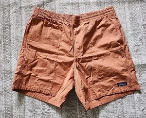 Neu mit Etikett neu Patagonia 6" Funhoggers Shorts Farbe Sienna Clay Herren Größe Large L $ 75 - Bild 1 von 10