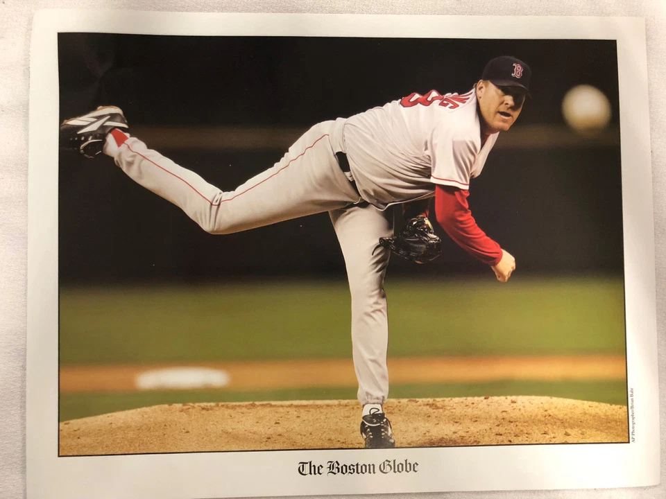 Boston Red Sox Curt Schilling The Boston Globe 8 1/2" x 11" Photo - Image 1 of 1