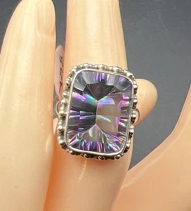 Anillo Topacio Místico y Plata de Ley - Talla 6.75 Artículo #845 - Imagen 1 de 11