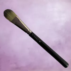 MAC COSMETICS FULL SIZE 190 Foundation Face Brush-New in sleeve - Picture 1 of 6