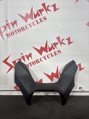 Cubierta inferior del manillar Suzuki An400 Burgman 2012 56321-05H0 Foto 1 de 4