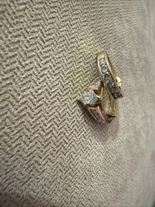 Engagement/wedding Bands  - Picture 1 of 3
