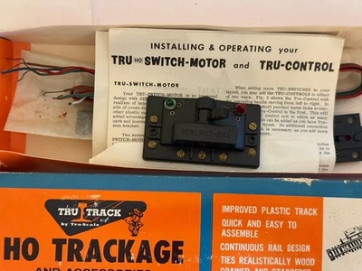 Tru-Scale Tru Track Lighted Switch Control Box [ 2 ] - Image 1 of 3