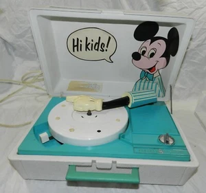 Vintage General Electric Mickey Mouse Record Player - Runs - Picture 1 of 4