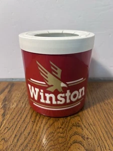 Refrigerador Winston The Drink vintage años 90 lata refrigerador congelable Koozie - Imagen 1 de 10