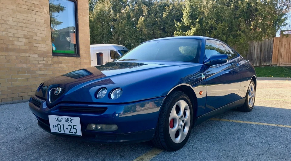 Alfa Romeo: GTV - Image 1 of 4