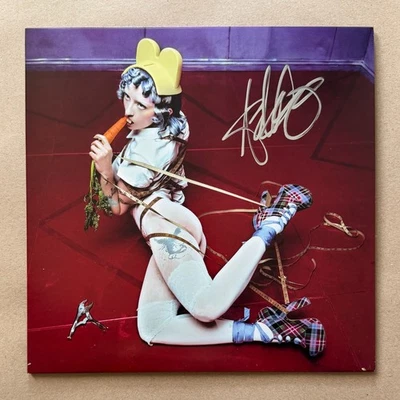 Ashnikko Smoochies Signed White Color Indie Variant Vinyl Record LP Autograph - Image 1 of 4