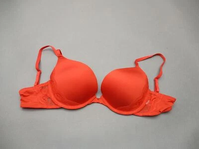 Sujetador push-up acolchado con aros rojo 36B Gilligan & O'Malley para mujer 4J Foto 1 de 4