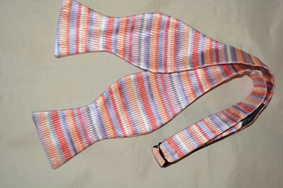 Pajarita Ferrell Reed colores audaces hecha en EE. UU. 100 % seda italiana importada Foto 1 de 4