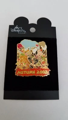 PIN DE ACCIÓN DE GRACIAS DISNEYLAND DISNEY RESORT MICKEY PLUTO OTOÑO 2002 HOJAS DE OTOÑO Foto 1 de 3